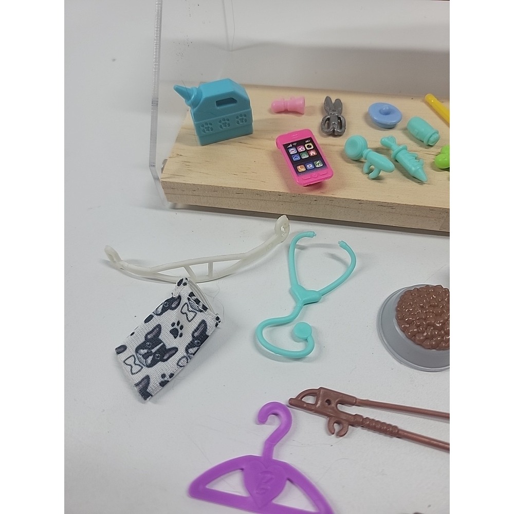 Barbie Accessories 80s/90s Playset 40 Piece Lot - Picture 3 of 7